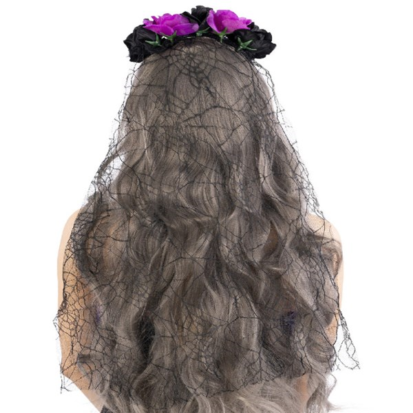 Immagine di CERCHIETTO CON ROSE E VELO IN PIZZO IN BUSTA CON C